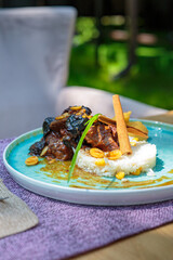 Fresh and delicious hot with dressing