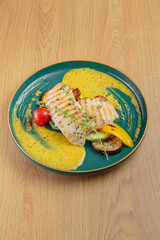 Fresh and delicious hot with dressing