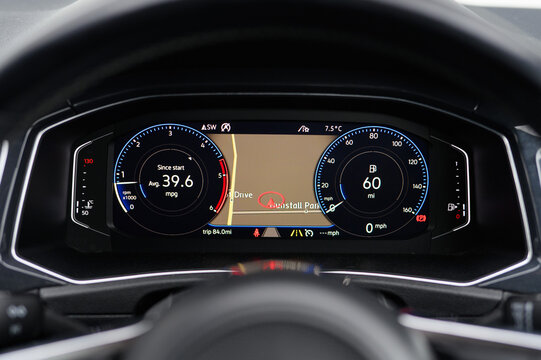 Virtual Cockpit, Digital Dashboard Displaying Speedometer, Dials and Navigation