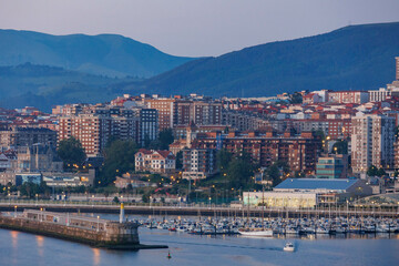 Obraz premium Die baskische Hafenstadt Getxo in Spanien
