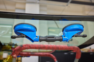 Installing windshield on a car with automotive design