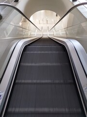 Escaleras mec&aacute;nicas 