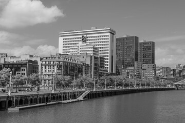 Die stadt Bilbao im spanischen Baskenland