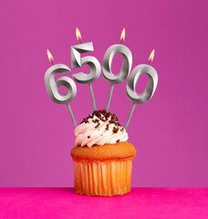 Number of followers or likes - Candle number 6500