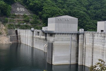 湯西川ダム
