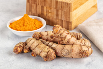 Fresh aroma tumeric roots heap