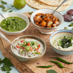 Chutneys Saucen