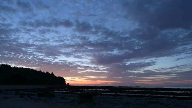 宮崎県青島の朝焼け