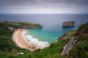 Obraz premium Playa de Ballota, Asturias, España 
