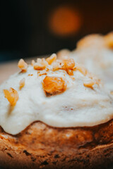 almond muffin