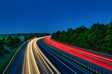 Langzeitbelichtung - Autobahn - Strasse - Traffic - Travel - Background - Line - Ecology - Highway - Long Exposure - Motorway - Night Traffic - Light Trails - High quality photo