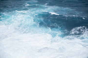 wave of the sea , rough seas