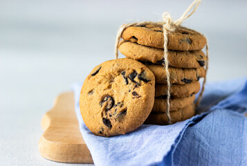 chocolate chip cookies
