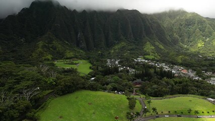  AerialView Byodo-In Temple in Oahu, Hawaii 