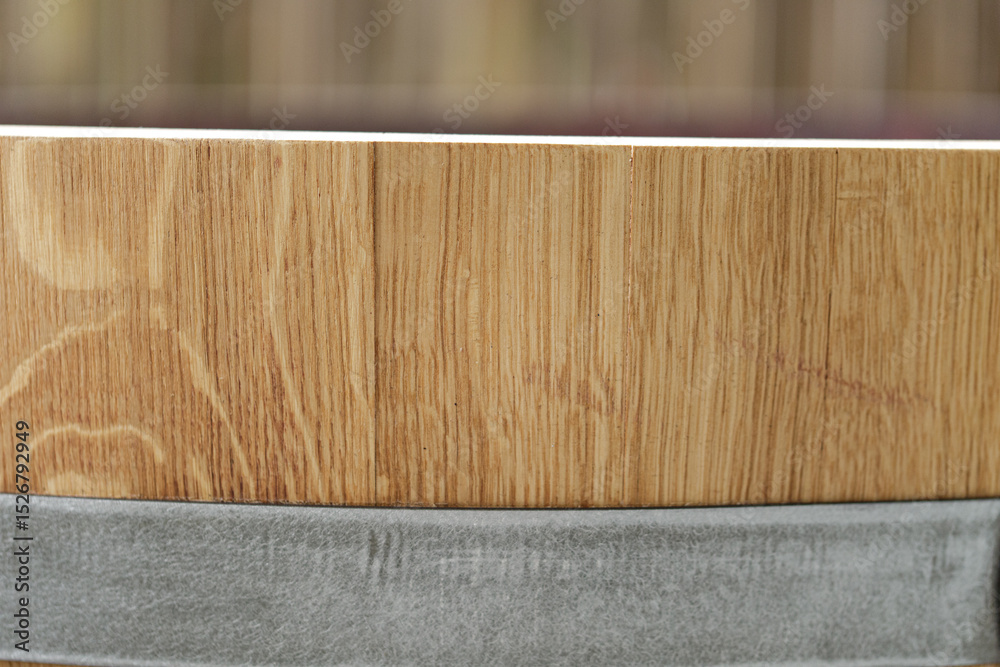 Poster High-resolution image of light oak wood grain texture above a gray concrete base. Ideal for backgrounds and design projects.