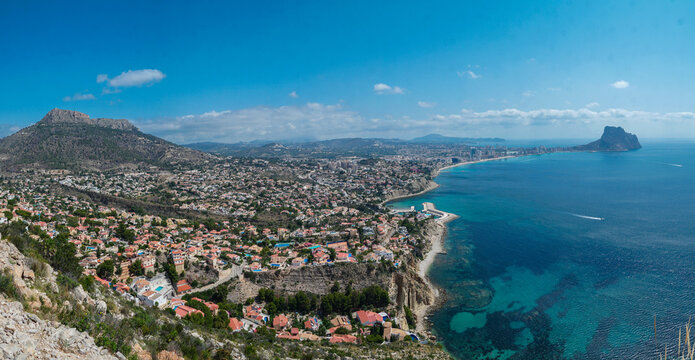 Panor&aacute;mica de Calpe y Pe&ntilde;on de Ifach en Alicante Costablanca , desde el espol&oacute;n del Mascarat