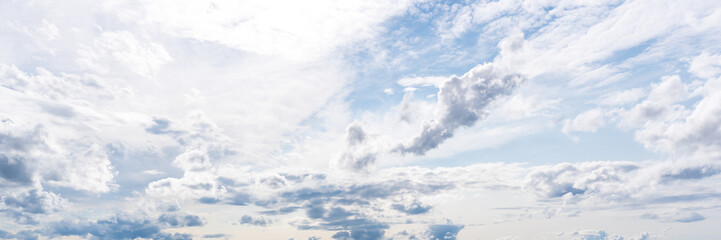 Dramatischer Wolkenhimmel