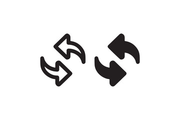 Obraz premium Black and white refresh and reload arrows in rotating circular motion.