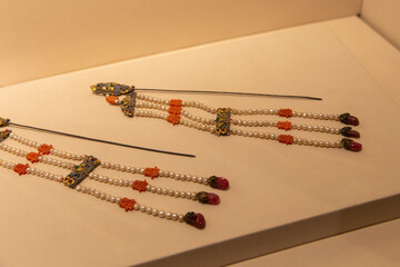 Jewels from the Hall of Treasures, The Palace Museum