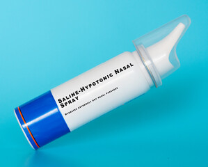 Saline-Hypotonic Nasal Spray Hydrates extremely dry nasal