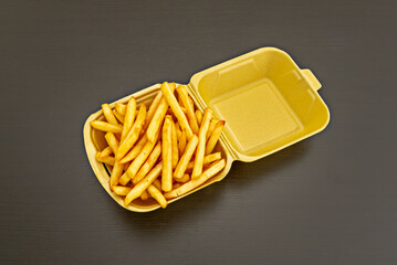  Potatoes are a relatively inexpensive ingredient, allowing restaurants to offer large portions