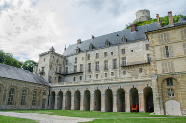 château de La Roche Guyon en France