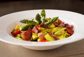stir fried asparagus with bacon