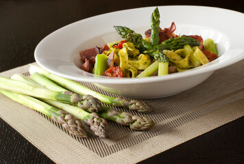 stir fried asparagus with bacon