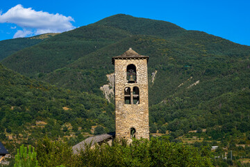 Church of San Saturnino in Oto. It consists of three Romanesque sections, the fourth is later, and the last dates from the 17th century. It is located in Oto, province of Huesca, Aragon, Spain.