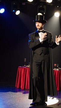 Magicien sur sc&egrave;ne