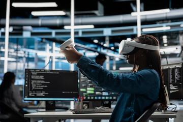 Data center developer uses VR headset and AI technology for machine learning workloads. Server hub...