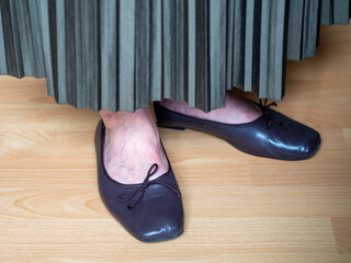 Soft leather ballerinas. Comfortable everyday womens shoes with low heels. Flat ballet pumps with cushioned foam insoles and anti slip rubber sole