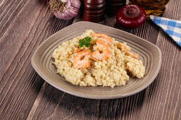 Gourmet risotto with prawn and cheese