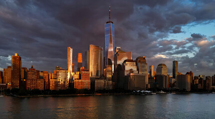 Fototapeta premium Manhattan skyline, New York, United States. Aerial Panorama of New York city skyscrapers in Manhattan. USA NYC. NY city. Lower NYC skyline. New York cityscape. America, New York City. NYC landmark.