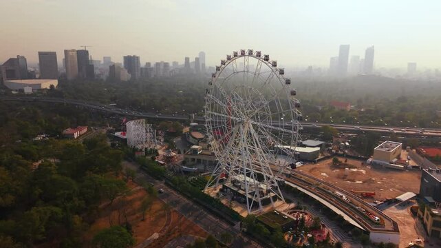 Ferris Wheel - Daytime