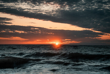 Obraz premium Sonnenuntergang am Meer