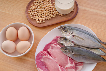 タンパク質を多く含む食品