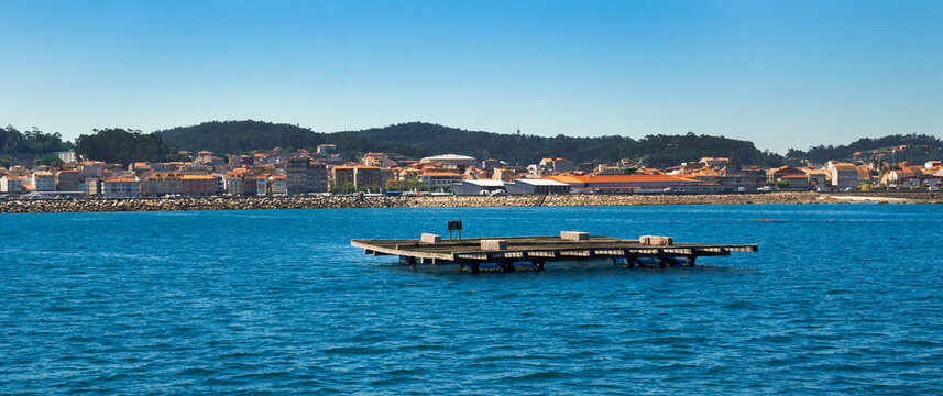 Mussel Aquaculture Rafts Batea, Mussel Growing Sea Platform, Batea Mussel Farms, R&iacute;a de Arousa, Arousa Estuary, Pontevedra, Galicia, Spain, Europe