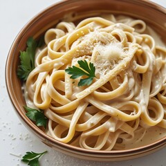 Pasta with white sauce