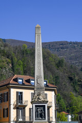 Obraz premium Unabhängigkeitsdenkmal in Bellinzona, Tessin (Schweiz)