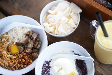 Indonesian Culinary Delights A Taste of Bubur Ayam and Bubur Ketan Hitam