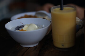 Sweet Indulgence Creamy Dessert with Mango Drink