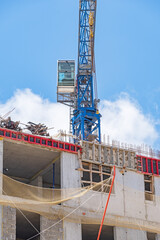 Construction of a multi-storey concrete monolithic building