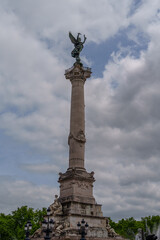 Bordeaux und die Garonne in Frankreich