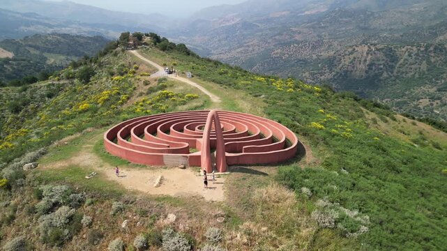 fiumara d'arte, labirinto di arianna, sicily, italy