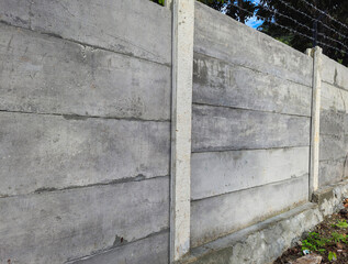 Utilization of precast walls for fences. Precast Concrete Fence Wall.
