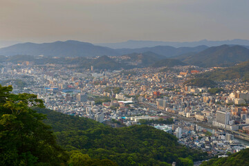 Obraz premium 長崎市街地・街並み・稲佐山からの眺望（長崎県・長崎市）