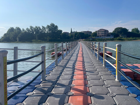 floatbridge over the river