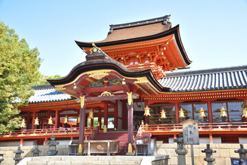 「やわたのはちまんさん」の名で親しまれる石清水八幡宮の風景