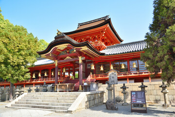 「やわたのはちまんさん」の名で親しまれる石清水八幡宮の風景